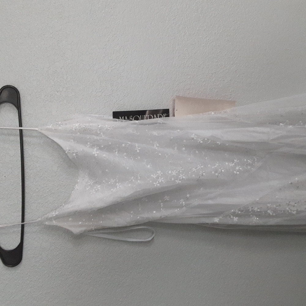 Masquerade white no sleeve long dress